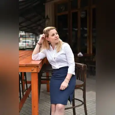 时竹婷